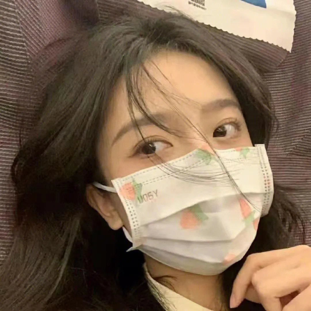 艾米丽·布莱尔的秘密